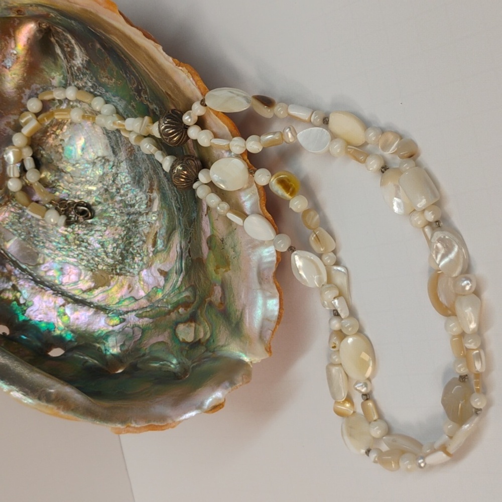 Tica Rosa MOP and Sterling Necklace